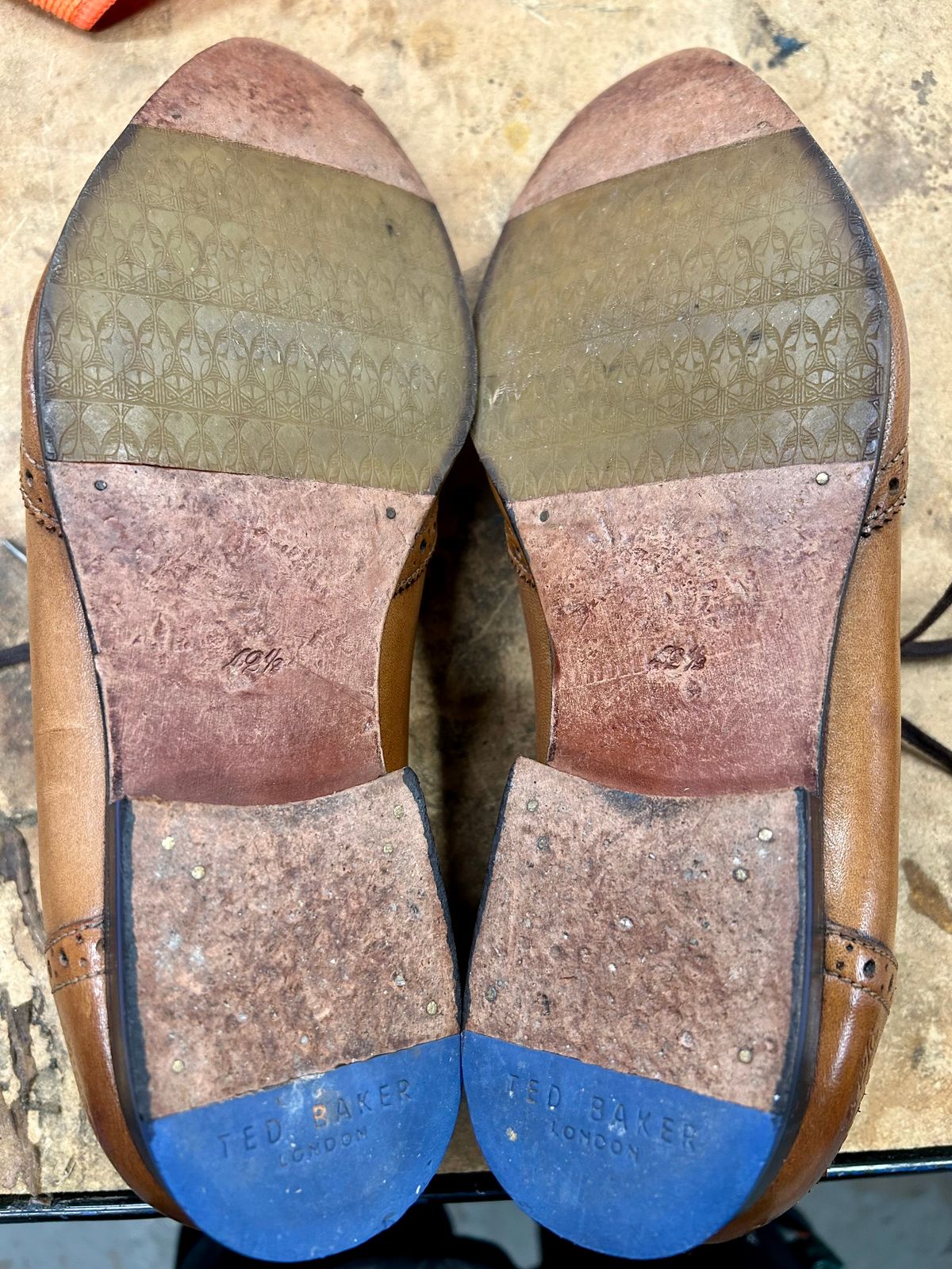 Photo by Vic on February 20, 2026 of the Ted Baker Unknown Model in Tarnsjo Garveri Brown Veg-Tanned Tooling.