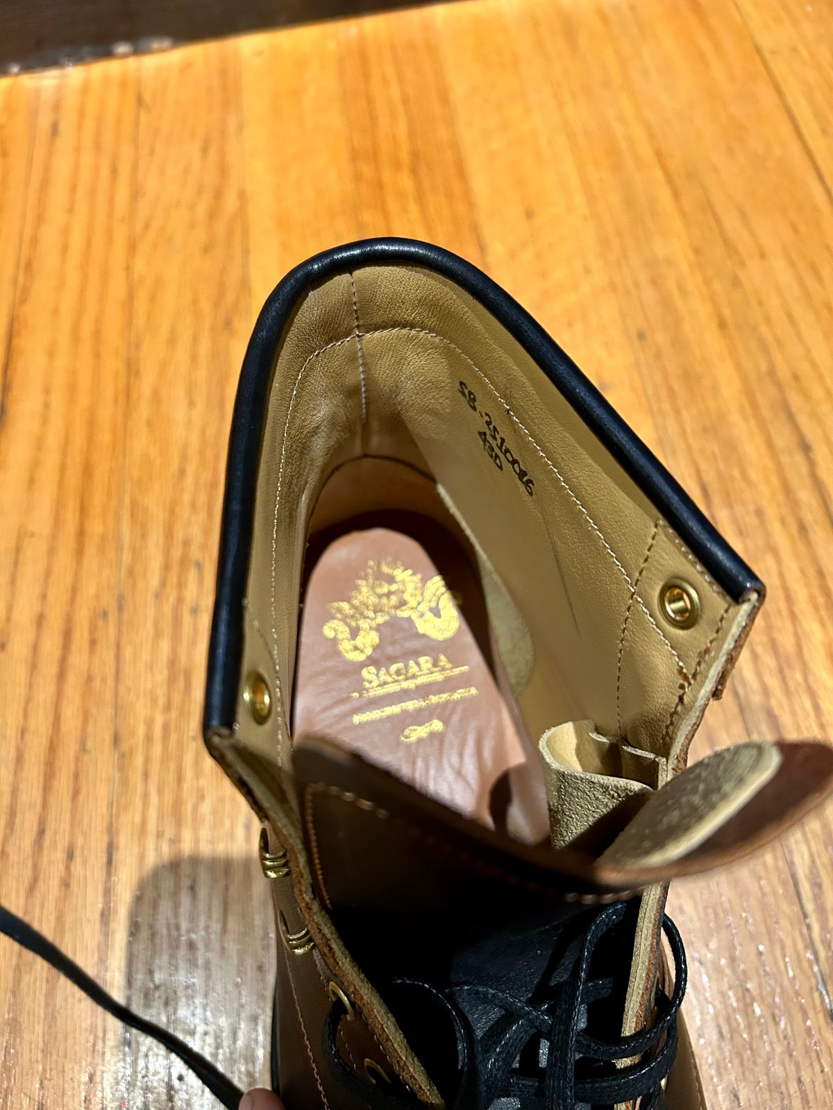 Photo by Vic on December 11, 2025 of the Sagara Cordmaster in Indonesian Black Teacore.