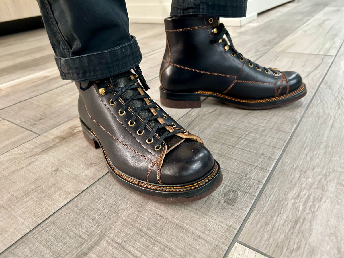 Photo by Vic on December 29, 2025 of the Sagara Cordmaster in Indonesian Black Teacore.