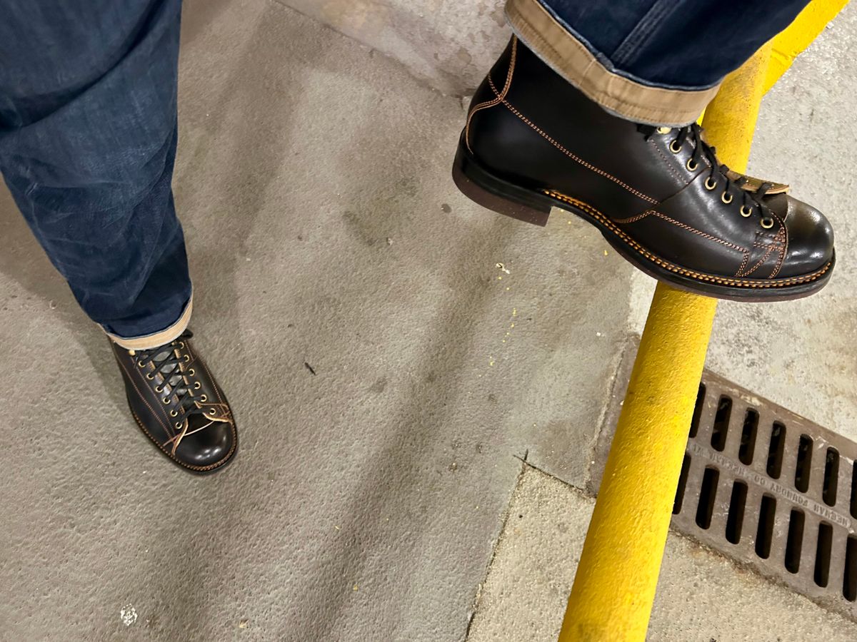 Photo by Vic on February 13, 2026 of the Sagara Cordmaster in Indonesian Black Teacore.