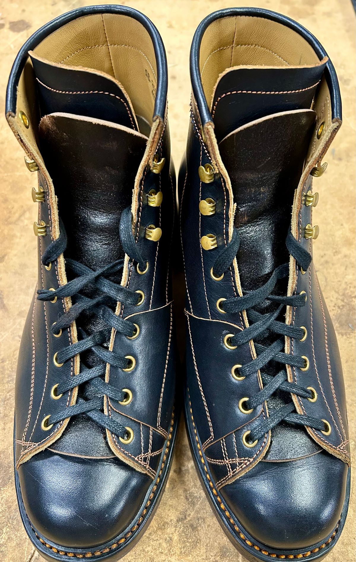 Photo by Vic on March 13, 2026 of the Sagara Cordmaster in Indonesian Black Teacore.