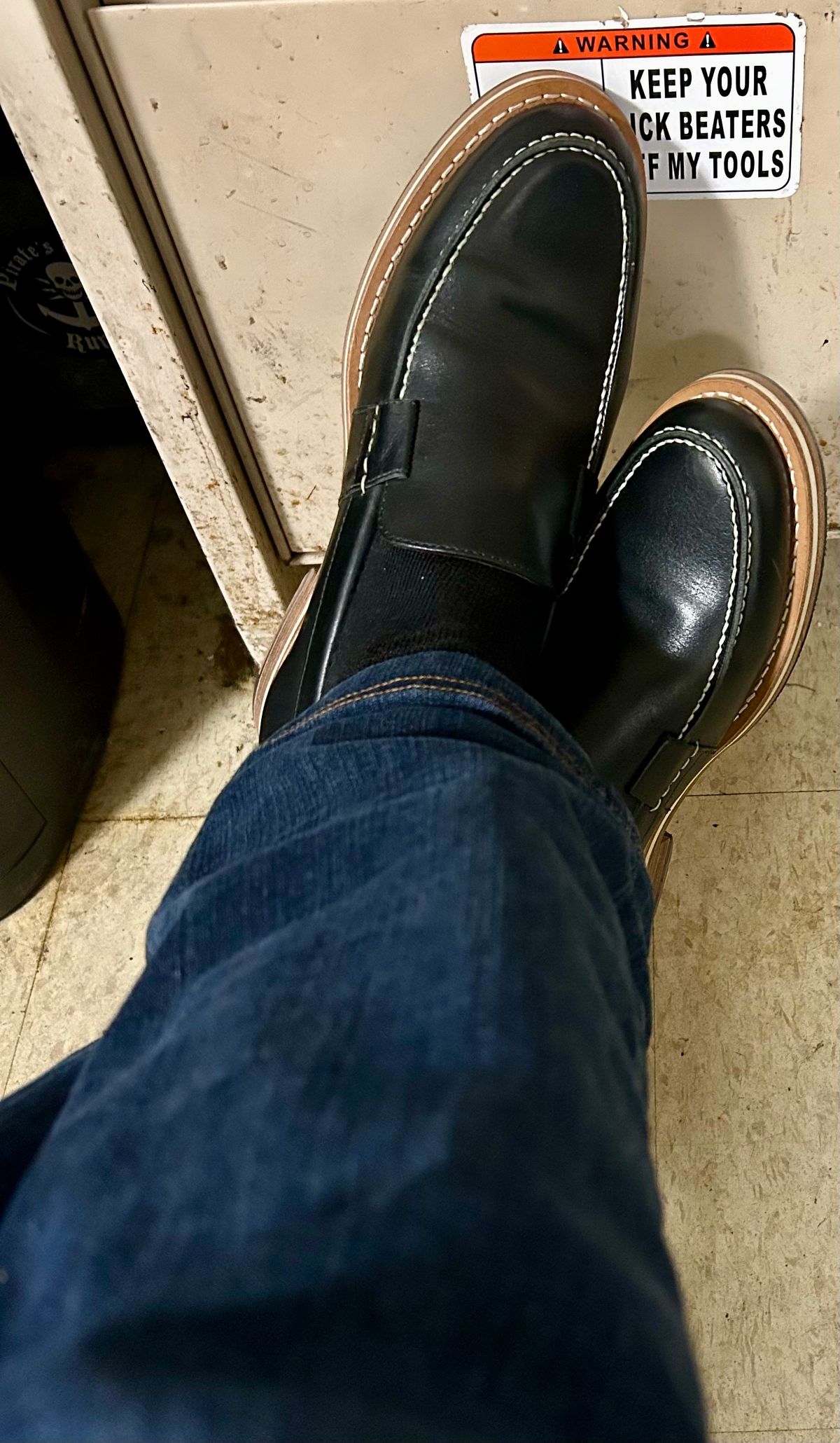 Photo by Vic on March 27, 2026 of the HELM Boots The Wilson in Black Krumenauer Leather.