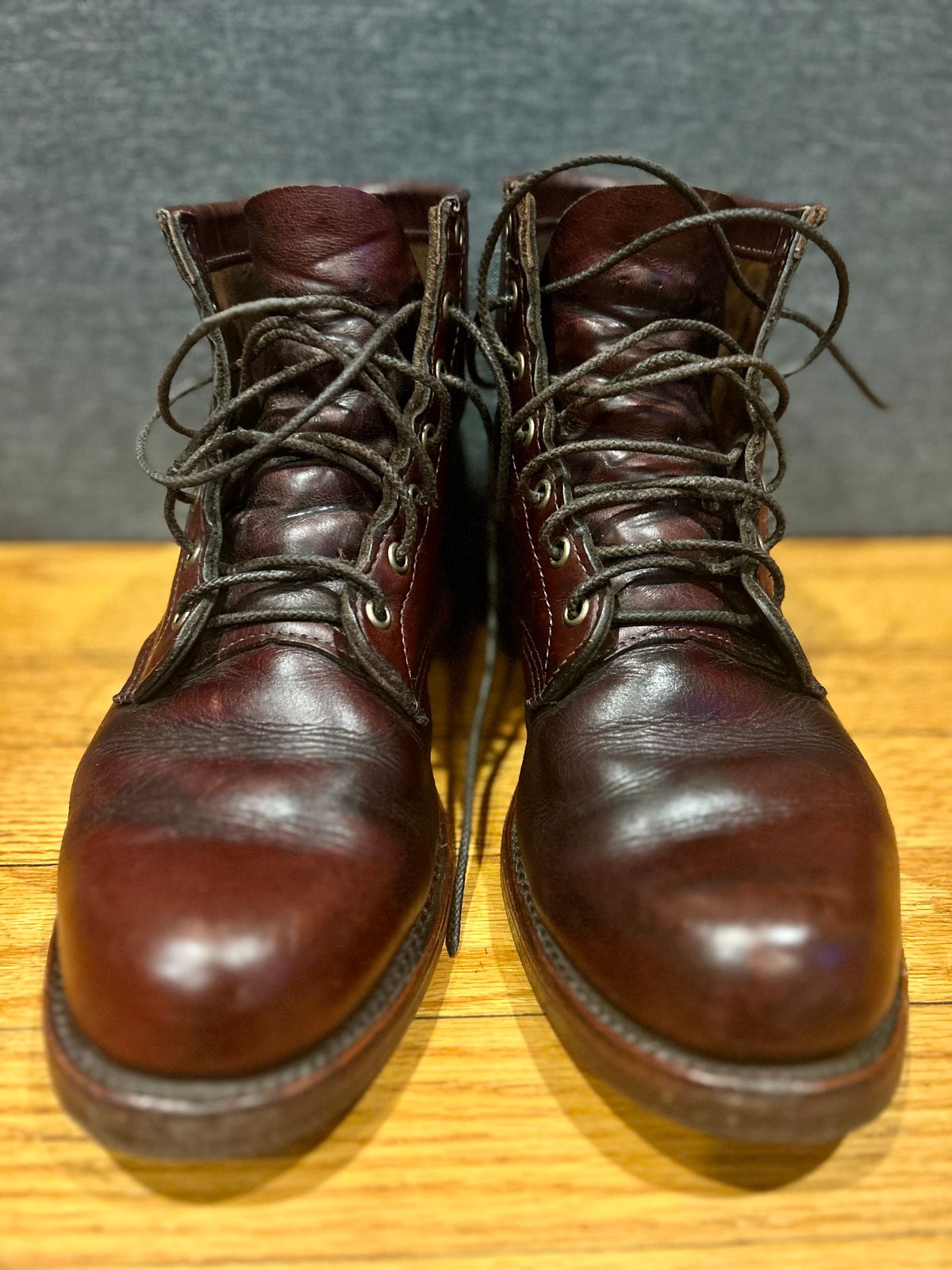 Photo by Vic on March 29, 2026 of the L.L.Bean X Chippewa Custom Model in Burgundy.