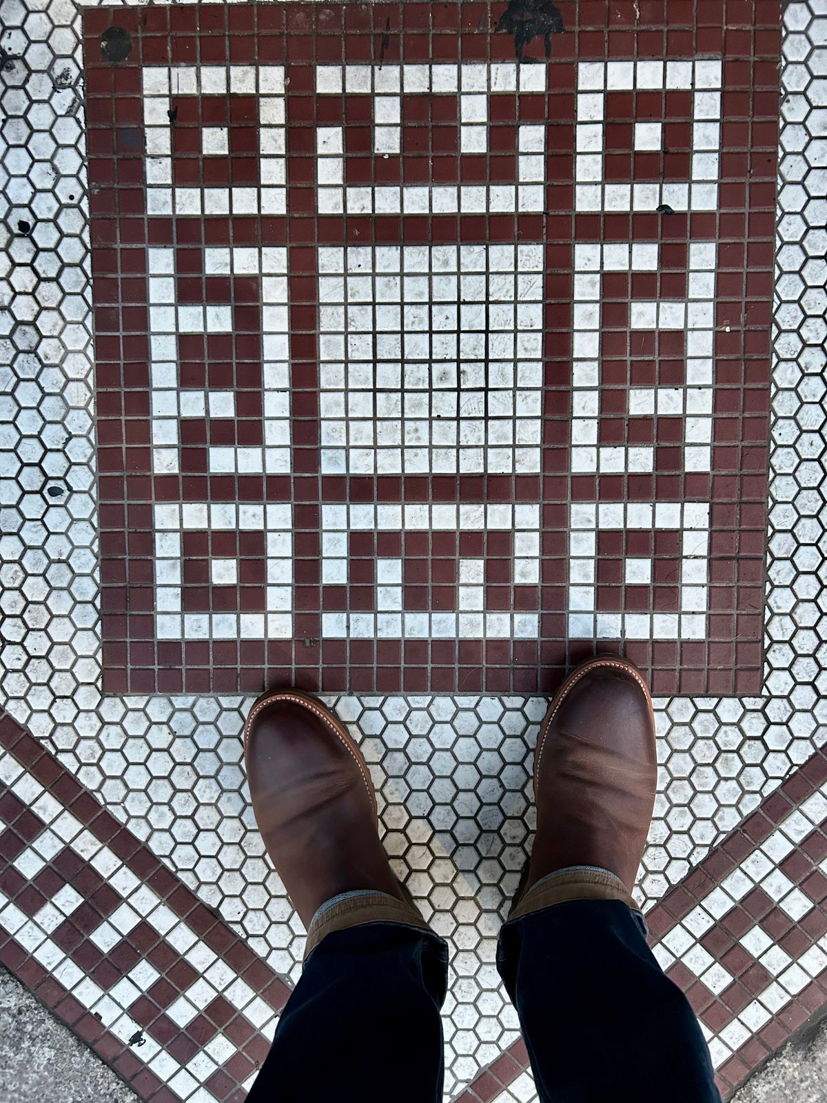 Photo by Vic on January 11, 2026 of the Carolina Gold Chelsea in Unknown Natural Veg Tan.