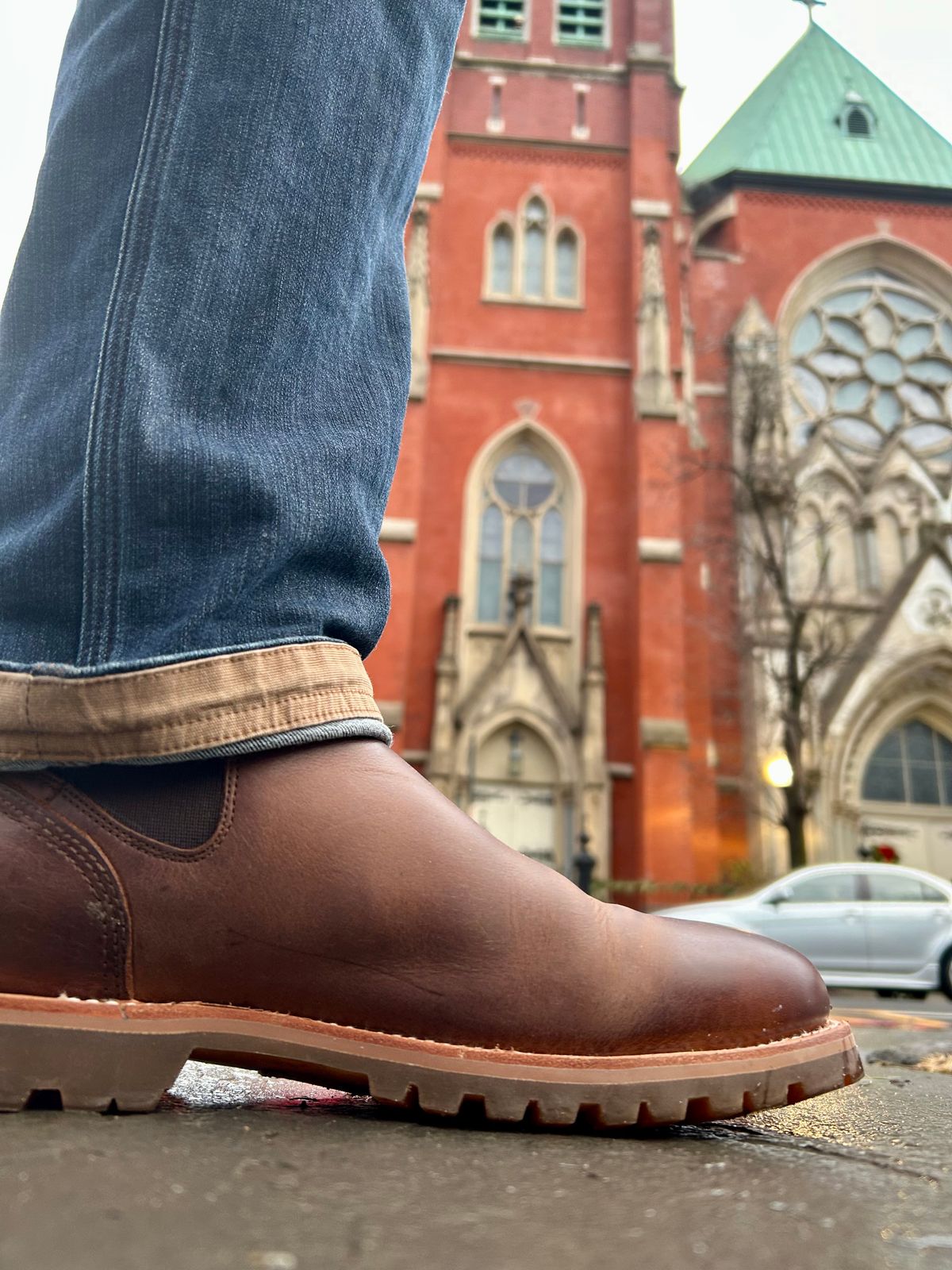 Photo by Vic on January 11, 2026 of the Carolina Gold Chelsea in Unknown Natural Veg Tan.