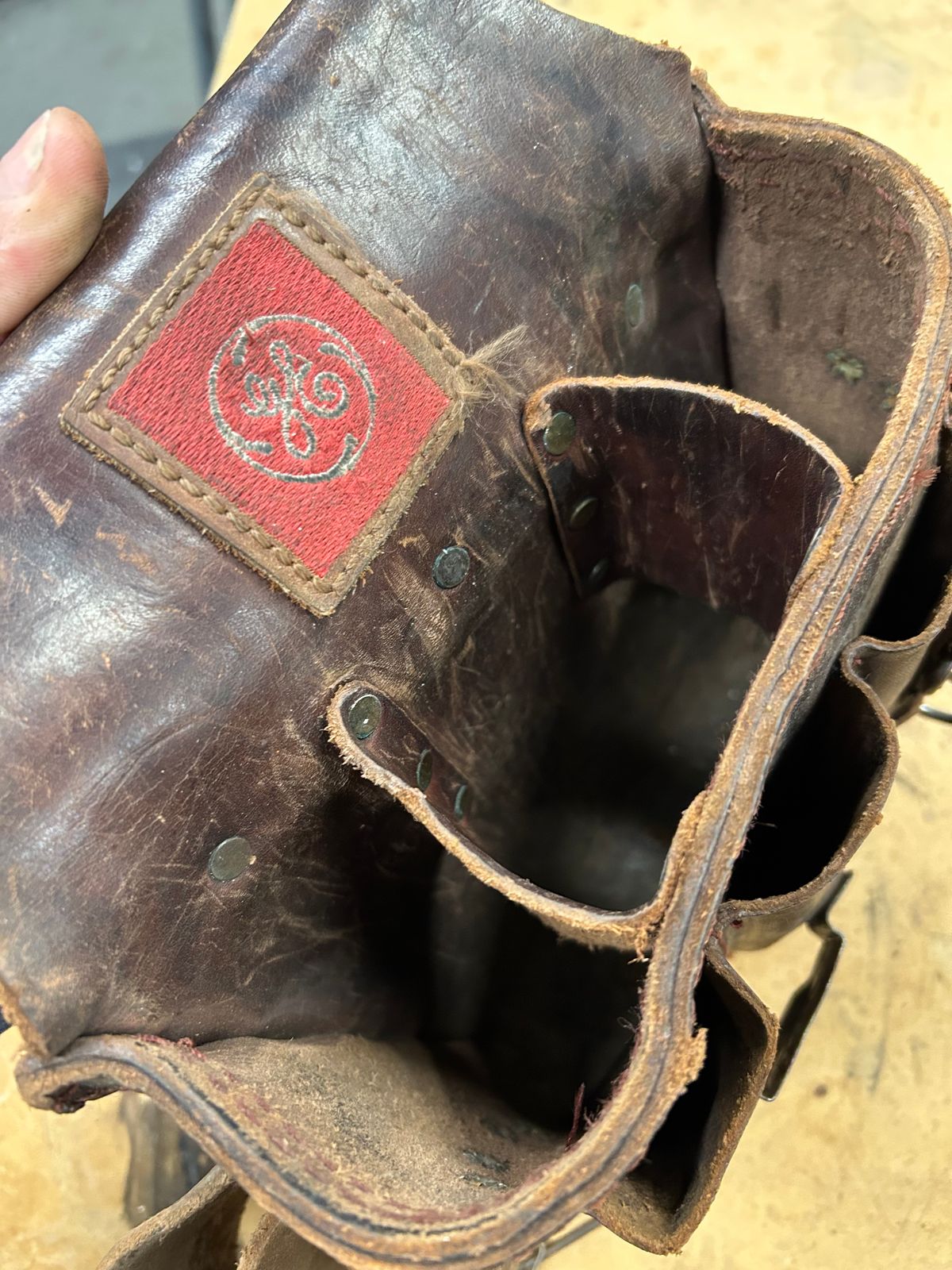 Photo by Vic on November 7, 2025 of the Unknown Maker Tool Belt in Unknown Leather.