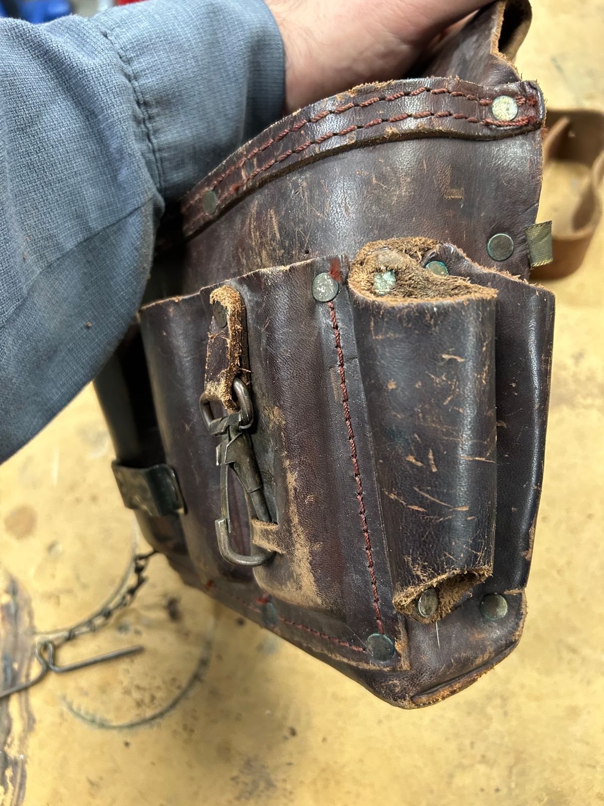 Photo by Vic on November 7, 2025 of the Unknown Maker Tool Belt in Unknown Leather.