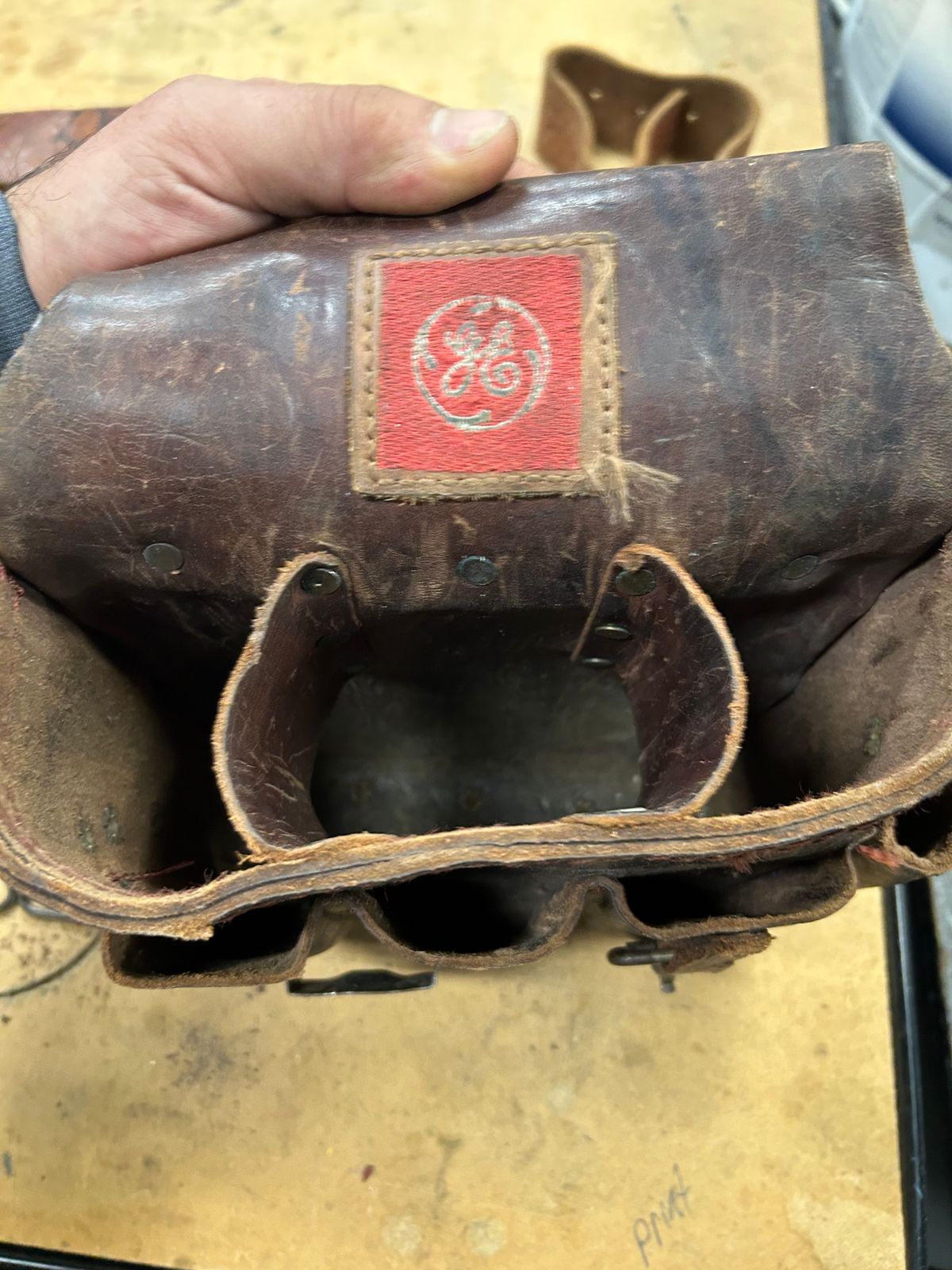 Photo by Vic on November 7, 2025 of the Unknown Maker Tool Belt in Unknown Leather.