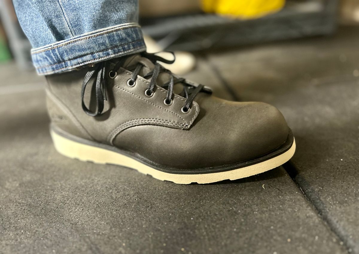 Photo by Vic on April 21, 2026 of the Danner Douglas Charcoal GTX in Black Full Grain.