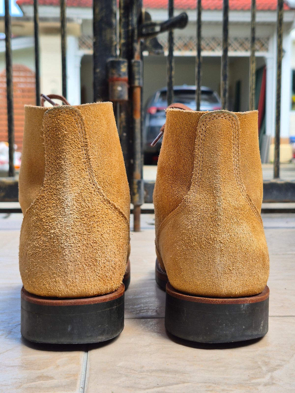 Photo by ice_rockster on November 2, 2025 of the Buzz Rickson M-43 in Buzz Rickson M-43 Wax-treated Roughout Cowhide.