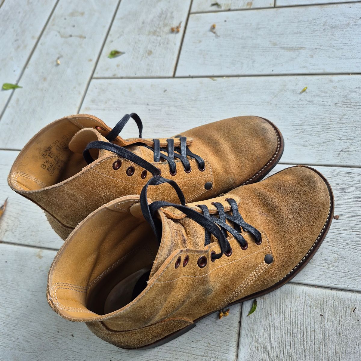 Photo by ice_rockster on April 5, 2026 of the Buzz Rickson M-43 in Buzz Rickson M-43 Wax-treated Roughout Cowhide.