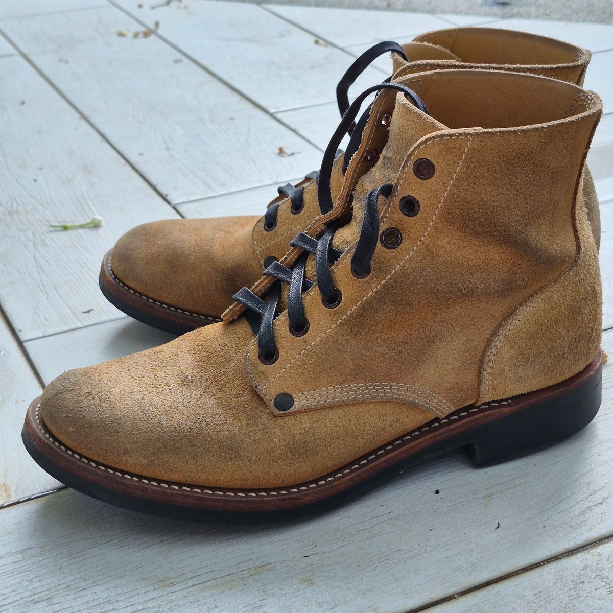 Photo by ice_rockster on April 5, 2026 of the Buzz Rickson M-43 in Buzz Rickson M-43 Wax-treated Roughout Cowhide.