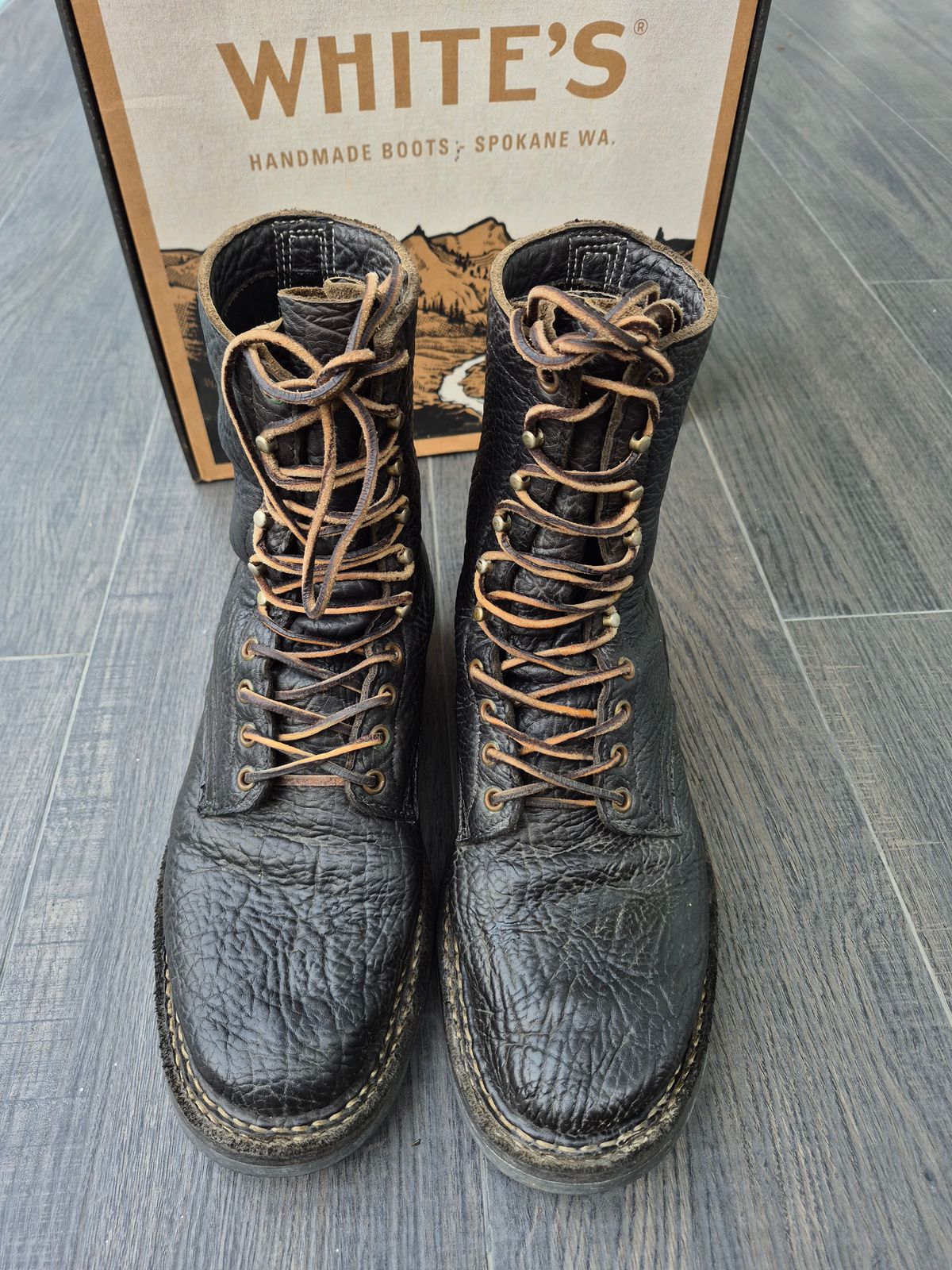 Photo by ice_rockster on April 26, 2026 of the White's Farmer/Rancher in Black Oil Bullhide.