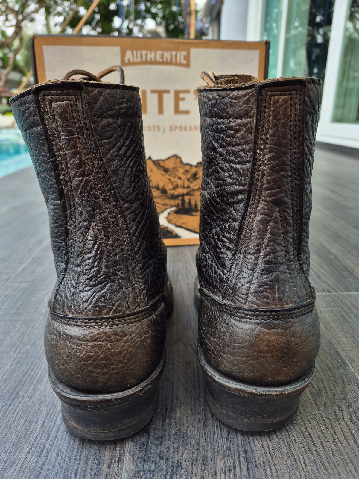 Photo by ice_rockster on April 26, 2026 of the White's Farmer/Rancher in Black Oil Bullhide.