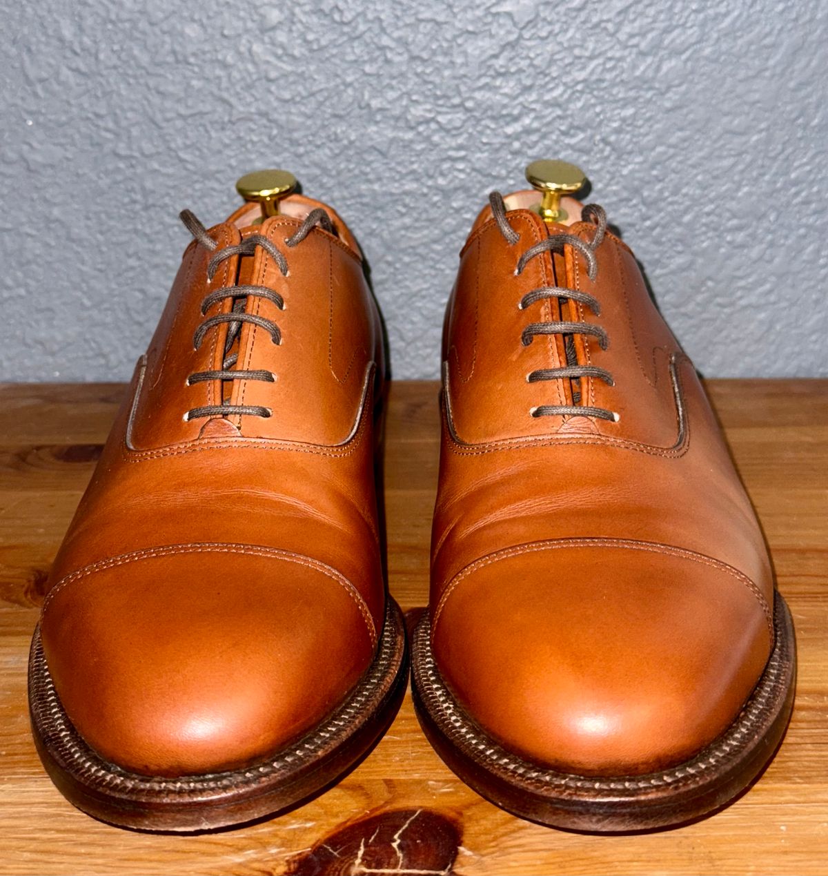 Photo by sierraStyled on October 3, 2024 of the Grant Stone Cap Toe Oxford in D'Annonay British Tan Calf.