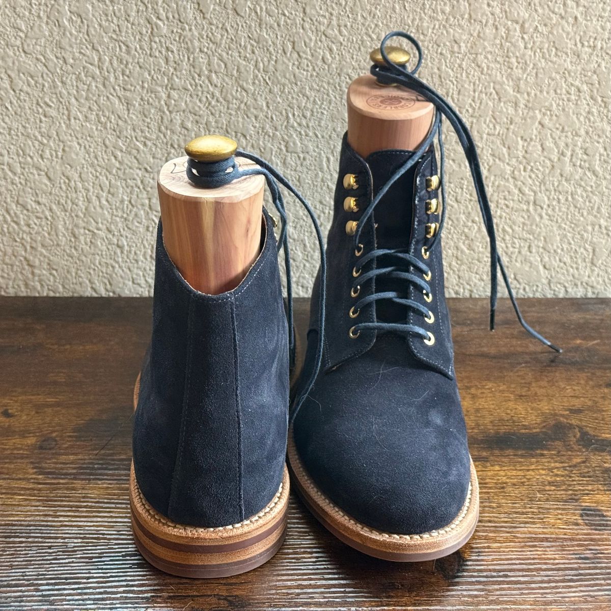 Photo by sierraStyled on November 14, 2025 of the Grant Stone Edward Boot in C.F. Stead Midnight Repello Calf Suede.