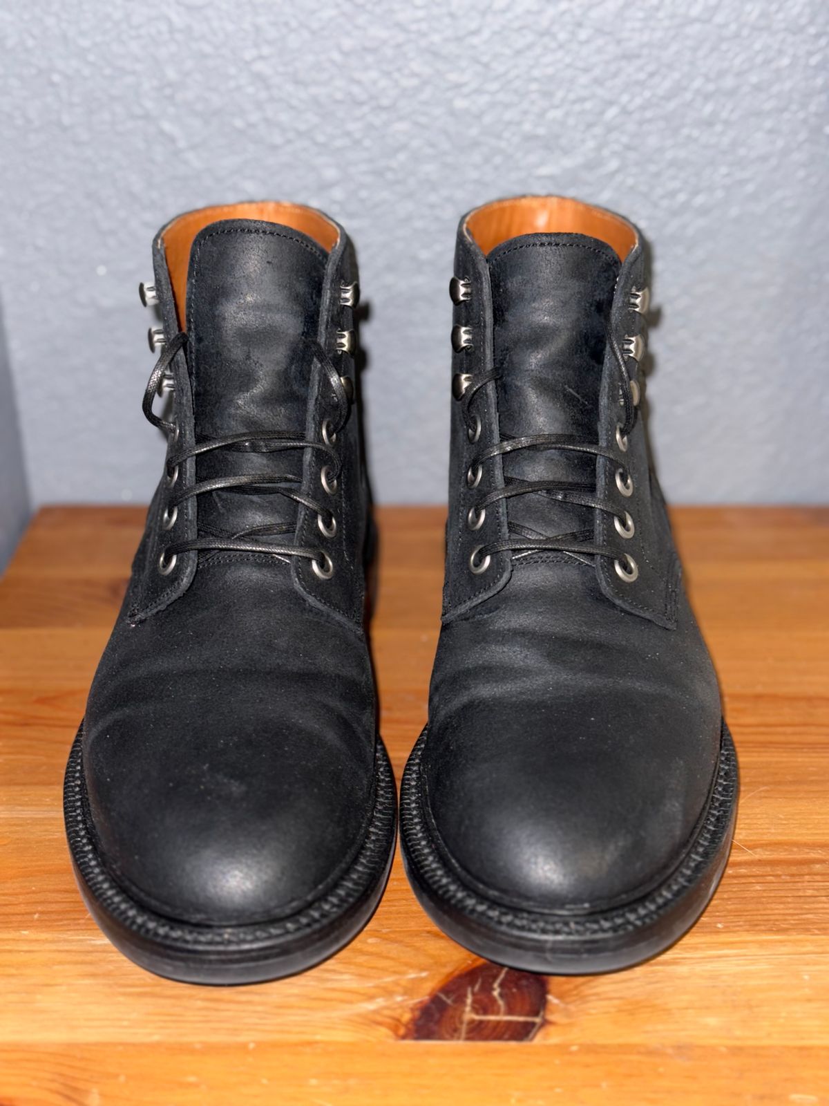 Photo by sierraStyled on November 26, 2024 of the Grant Stone Diesel Boot in C.F. Stead Black Waxy Commander Suede.