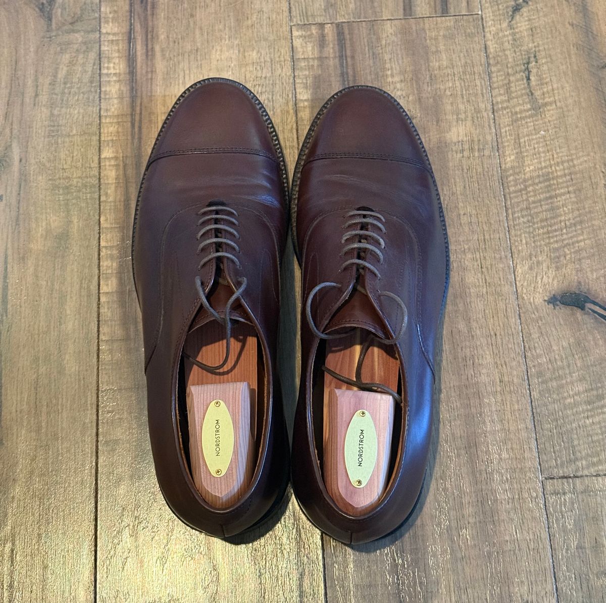 Photo by sierraStyled on April 17, 2026 of the Grant Stone Cap Toe Oxford in Tobacco Calf.