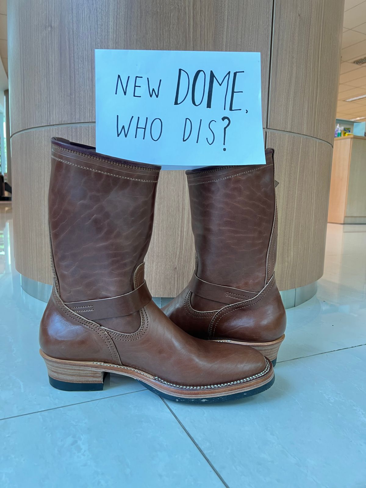 Photo by bangbenana on October 1, 2025 of the Briselblack The keeper ‘Type 3’ Engineer Boots in Maryam Toscanello TPR Horsebutt.