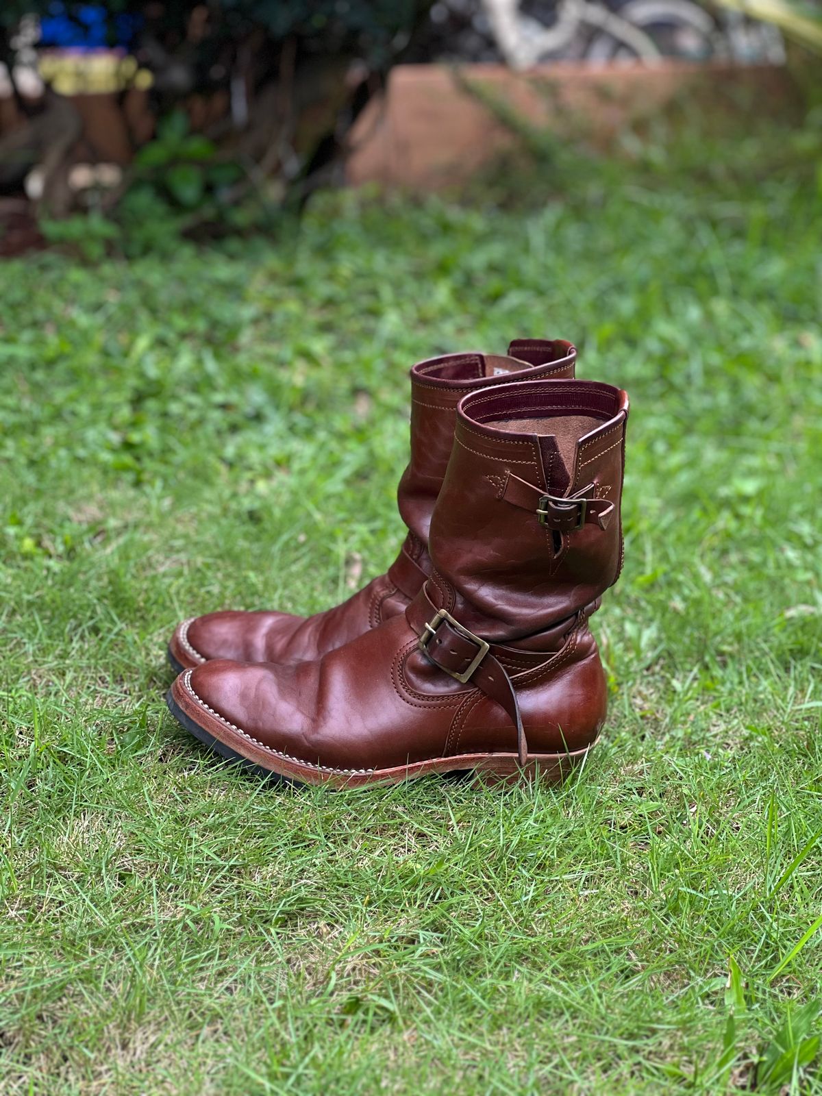 Photo by bangbenana on January 3, 2026 of the Briselblack The keeper ‘Type 3’ Engineer Boots in Maryam Toscanello TPR Horsebutt.