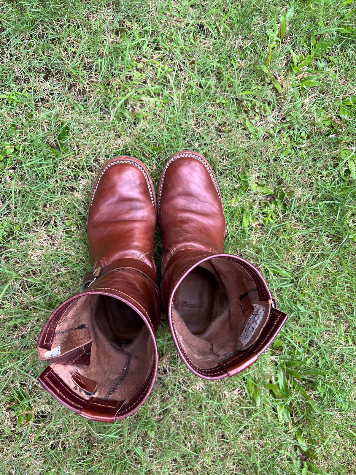 Photo by bangbenana on January 3, 2026 of the Briselblack The keeper ‘Type 3’ Engineer Boots in Maryam Toscanello TPR Horsebutt.