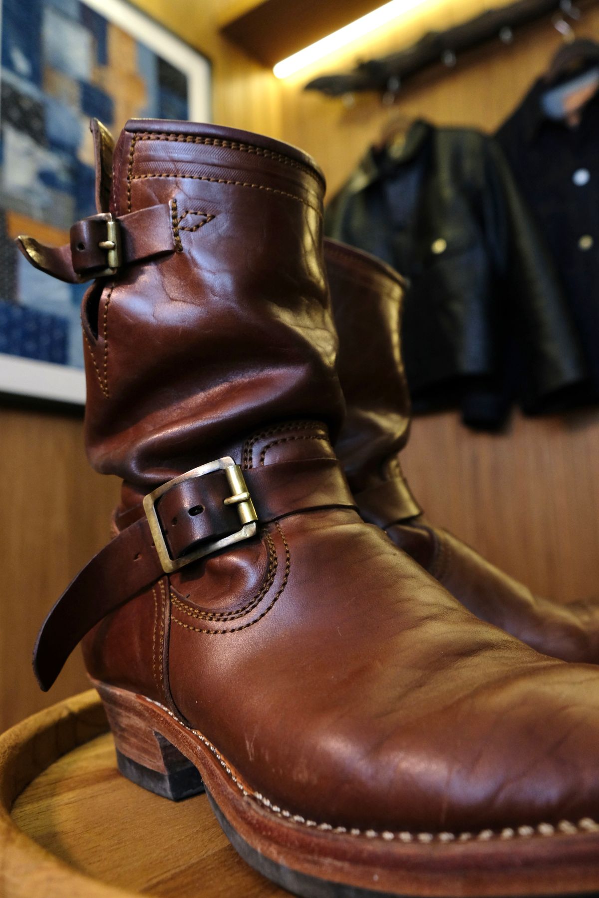 Photo by bangbenana on February 4, 2026 of the Briselblack The keeper ‘Type 3’ Engineer Boots in Maryam Toscanello TPR Horsebutt.