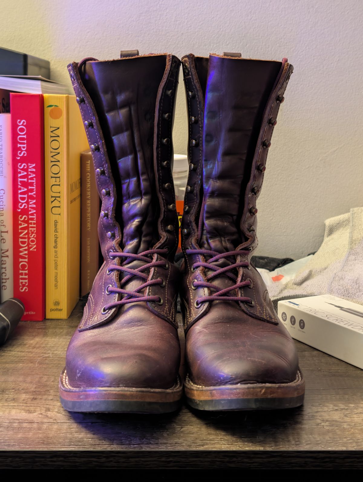 Photo by SerdnaandreS on September 10, 2025 of the Nicks Packer in Horween Color 8 Cypress.