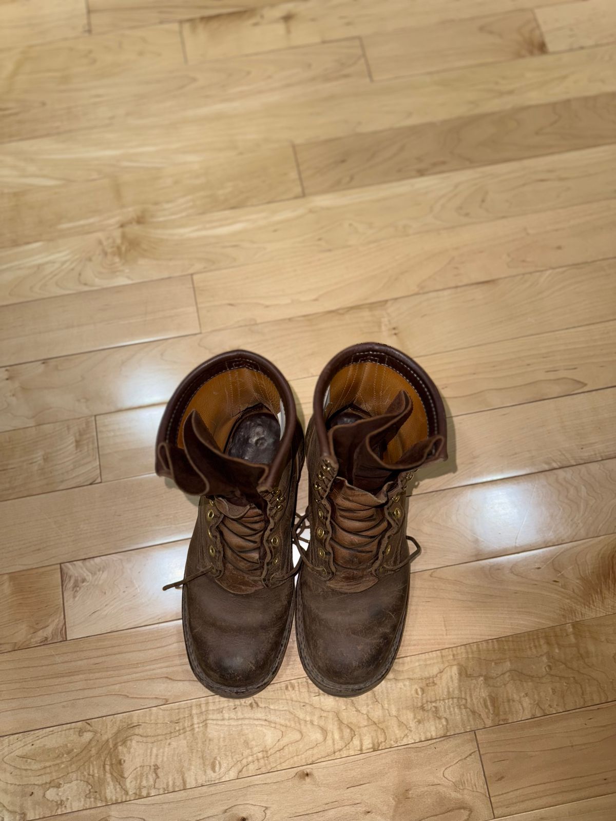 Photo by jandrescavage on December 2, 2025 of the Frank's Boots Front Range in Horween Natural Chromexcel.