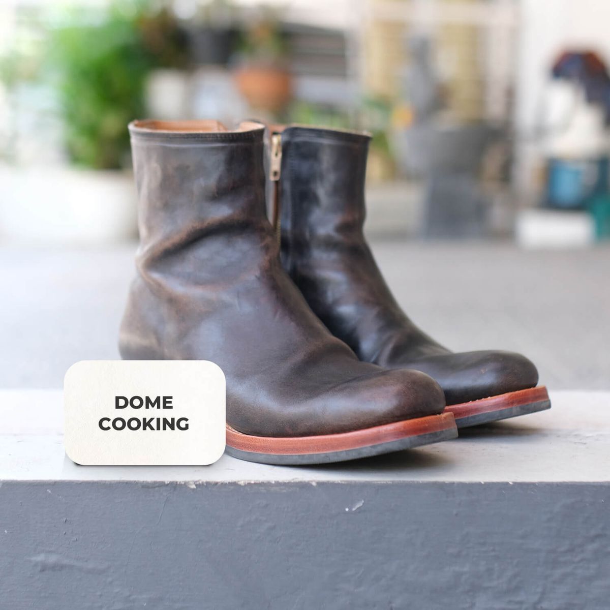 Photo by anakdenim on November 4, 2025 of the Briselblack The Stride Side Zip Boots in Maryam Natural Horsebutt Overdyed Black.