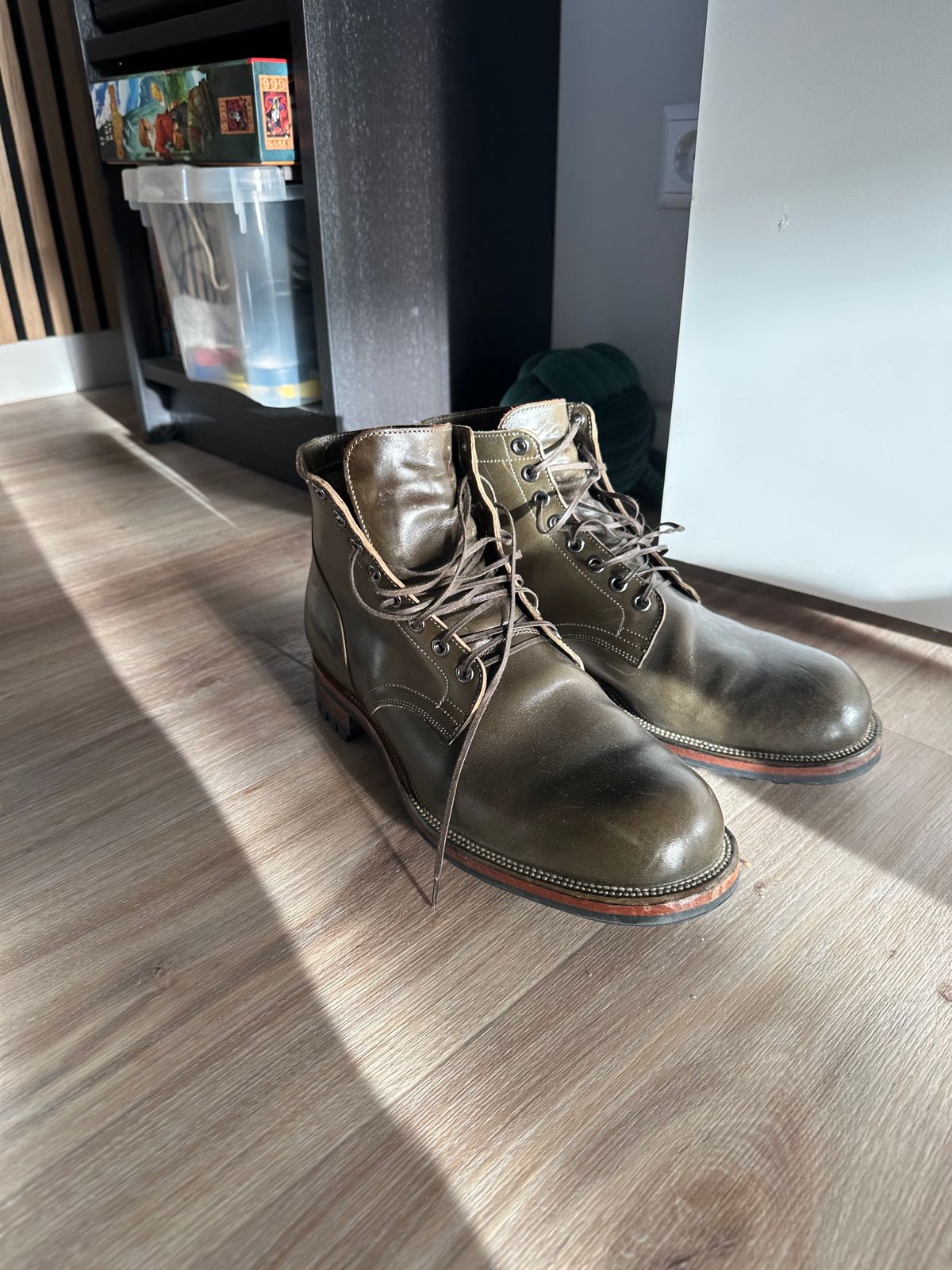 Photo by Stappert on December 18, 2025 of the Viberg Service Boot in Horween Olive Chromepak.
