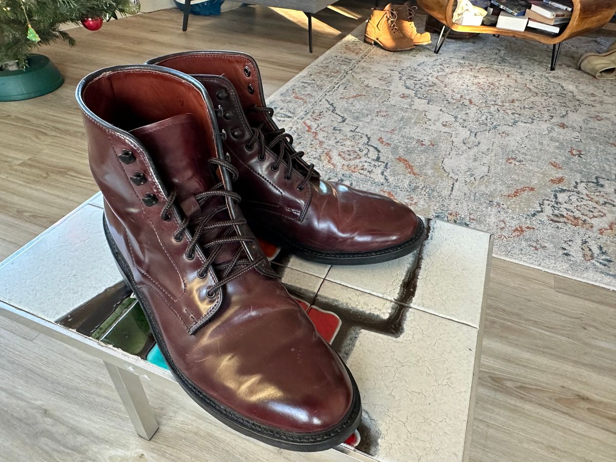Photo by Stappert on December 24, 2025 of the Allen Edmonds Higgins Mill in Horween Color 8 Shell Cordovan.