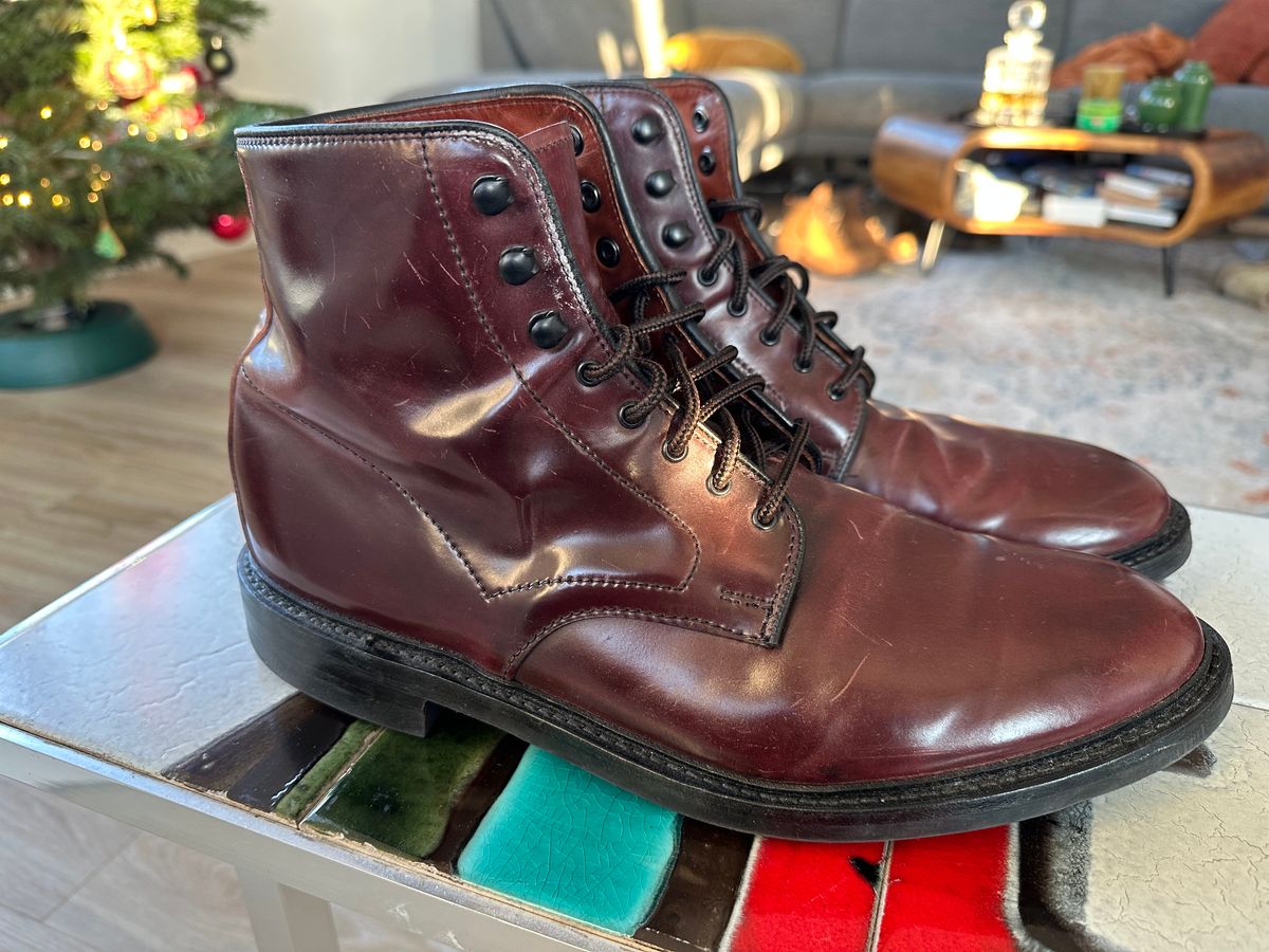 Photo by Stappert on December 24, 2025 of the Allen Edmonds Higgins Mill in Horween Color 8 Shell Cordovan.