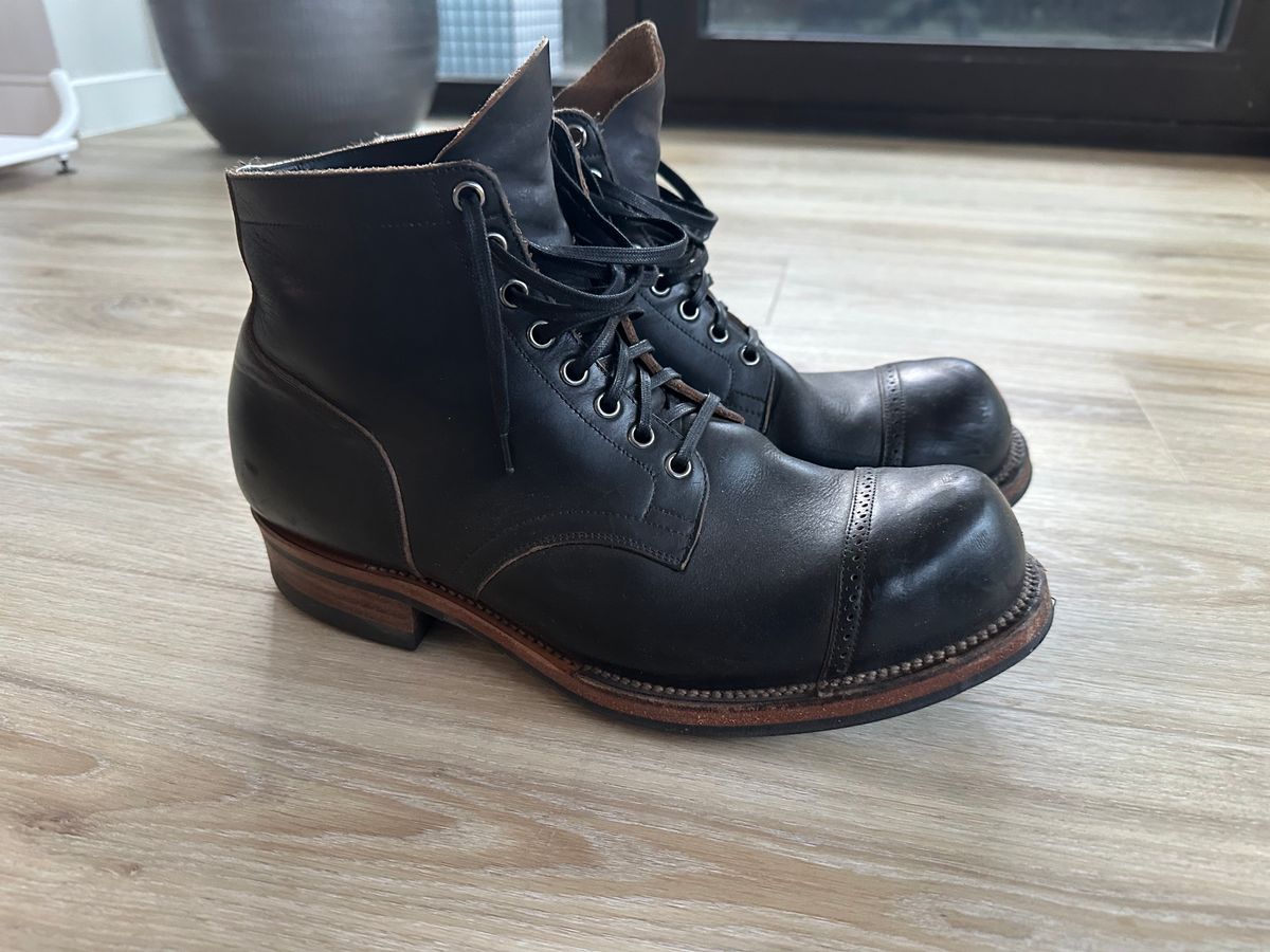 Photo by Stappert on December 20, 2025 of the Viberg Service Boot in Horween Black Chromexcel.