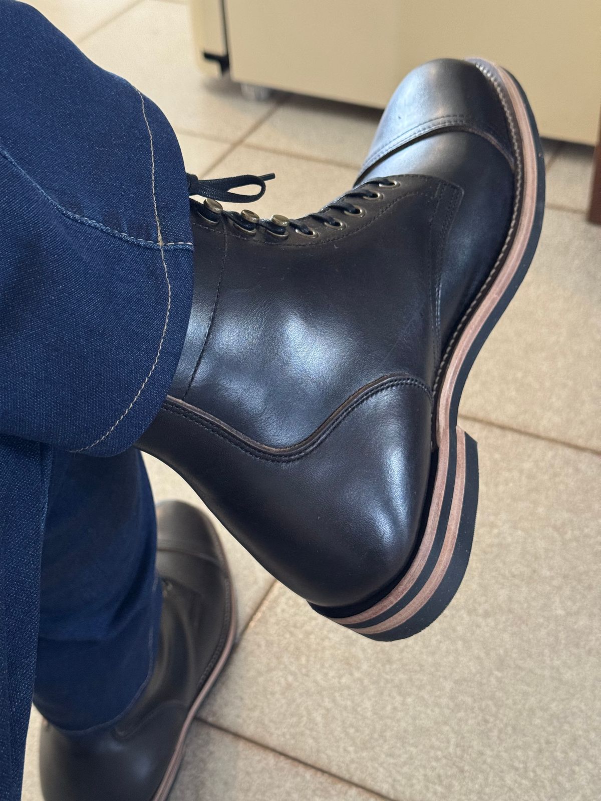 Photo by venturz on March 27, 2026 of the Luos Jiet Captoe Service Boot in Black Teacore Full Grain Cowhide.
