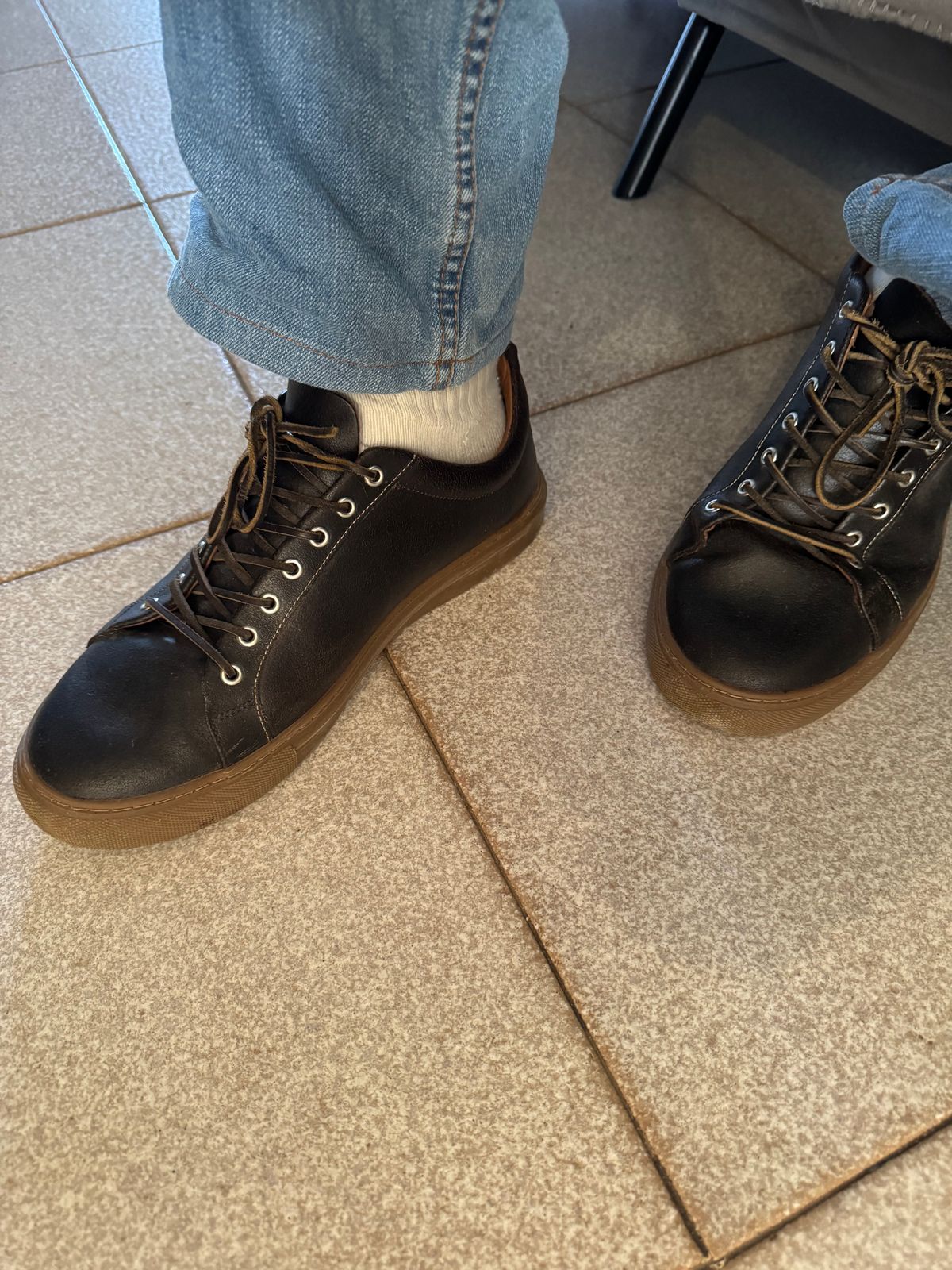 Photo by venturz on March 12, 2026 of the Thursday Premier Low Top in Horween Waxed Cacao.