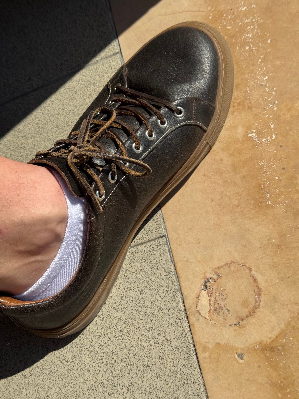 Photo by venturz on May 24, 2026 of the Thursday Premier Low Top in Horween Waxed Cacao.