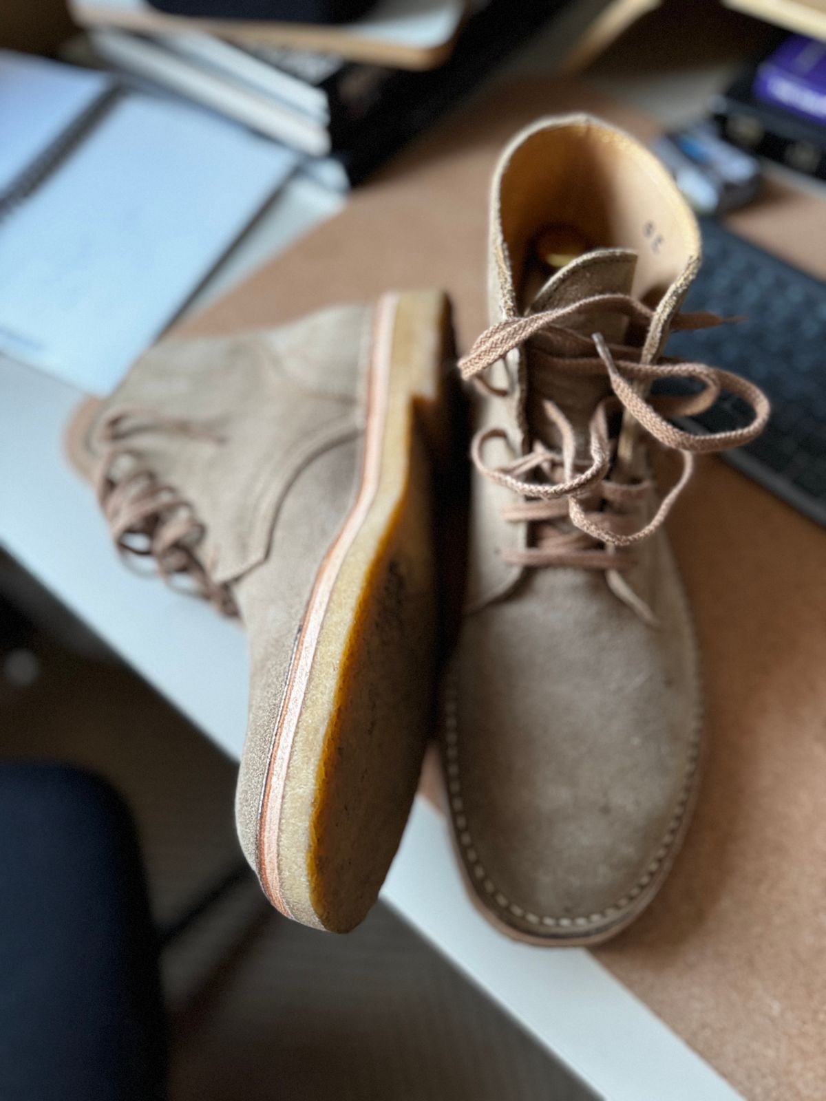 Photo by Alec_Leamas on May 3, 2025 of the John Lofgren Sahara in Japanese Suede.