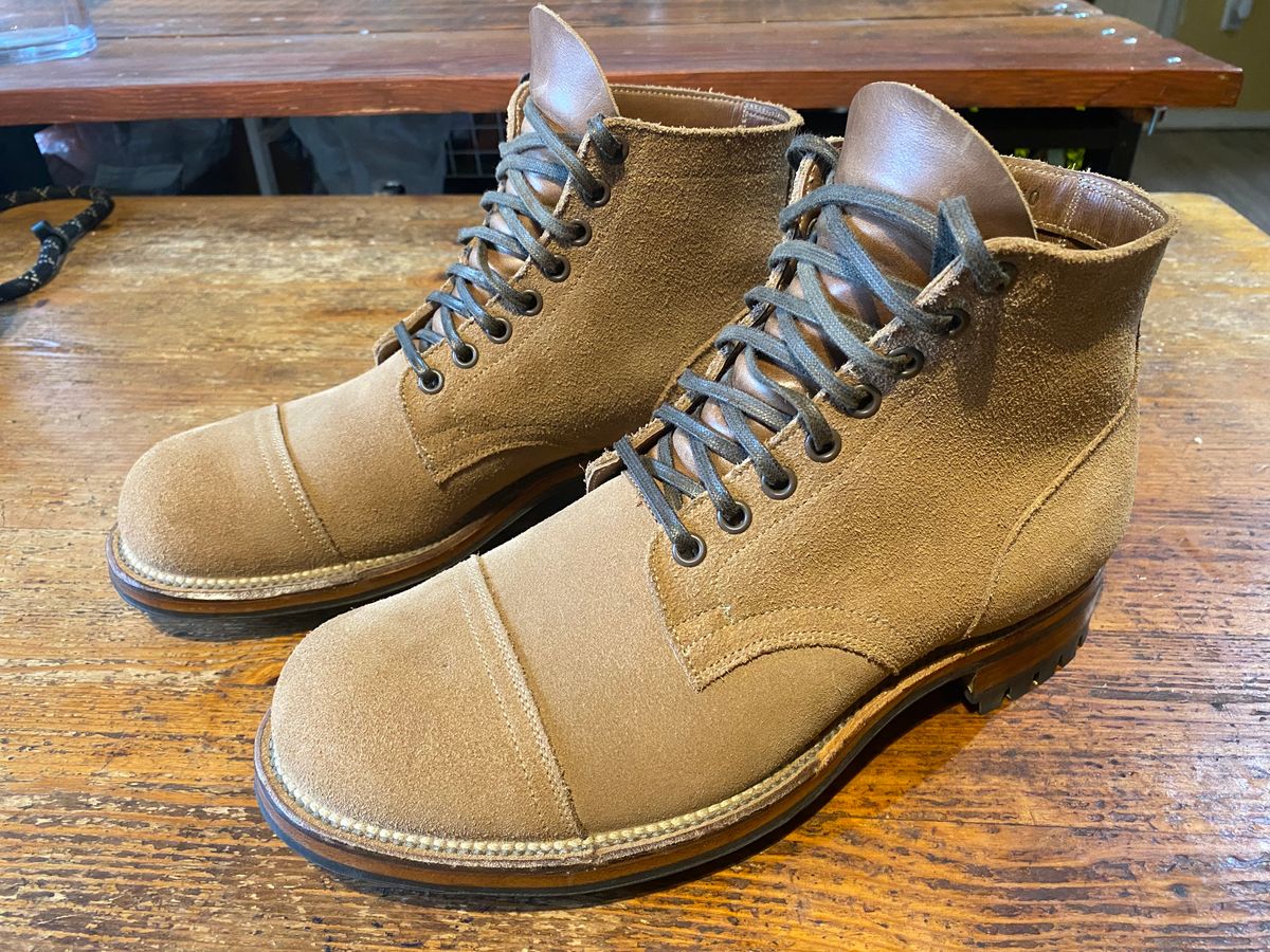Photo by Denman_John on October 1, 2024 of the Viberg Service Boot PCT in Horween Marine Field Roughout.