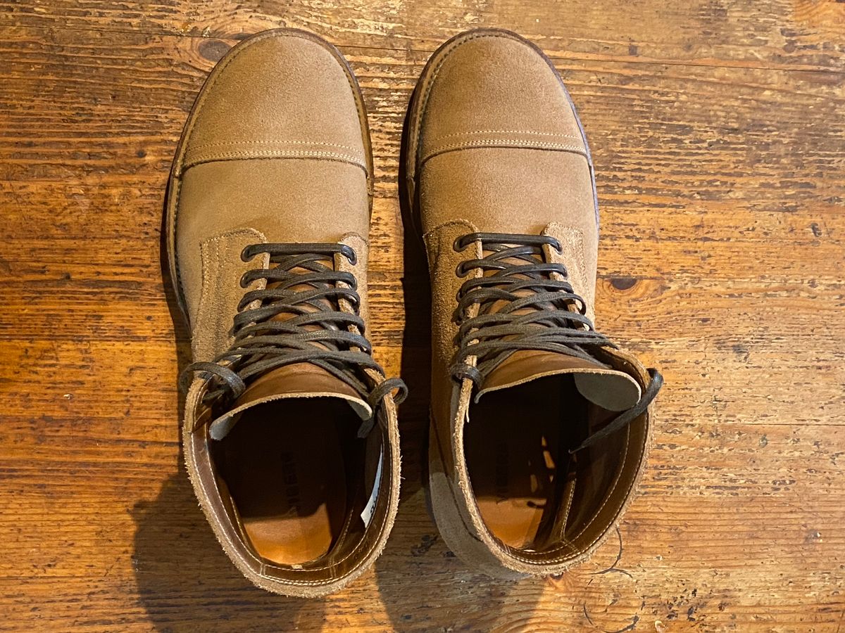 Photo by Denman_John on October 1, 2024 of the Viberg Service Boot PCT in Horween Marine Field Roughout.