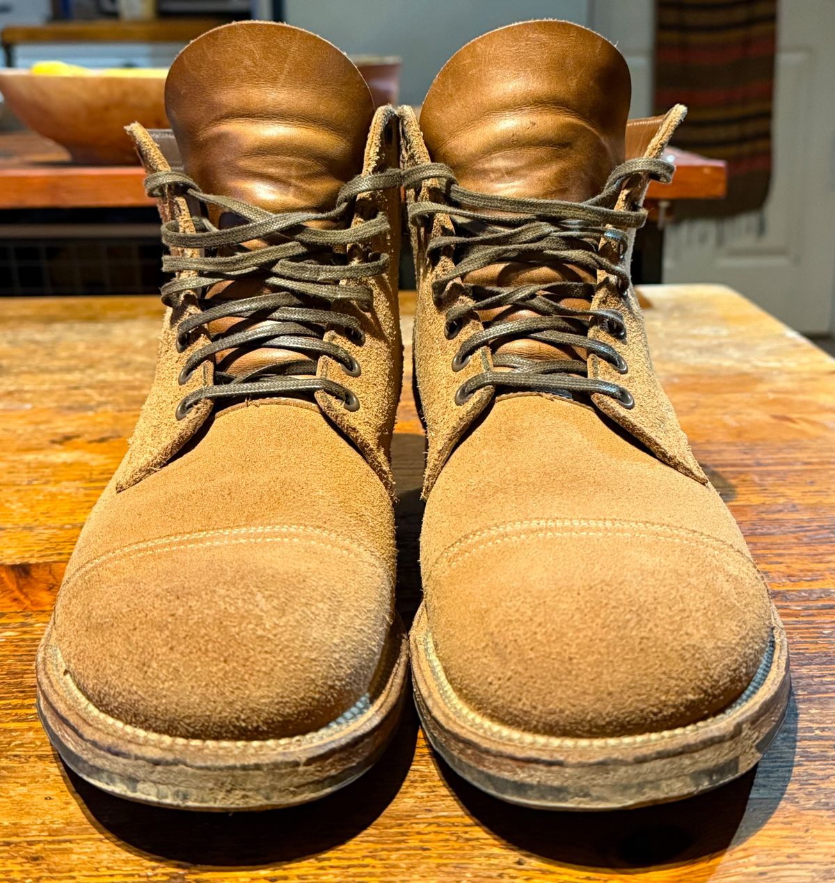 Photo by Denman_John on November 1, 2024 of the Viberg Service Boot PCT in Horween Marine Field Roughout.