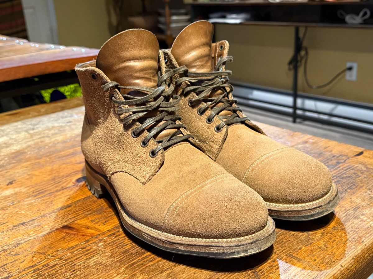 Photo by Denman_John on November 1, 2024 of the Viberg Service Boot PCT in Horween Marine Field Roughout.
