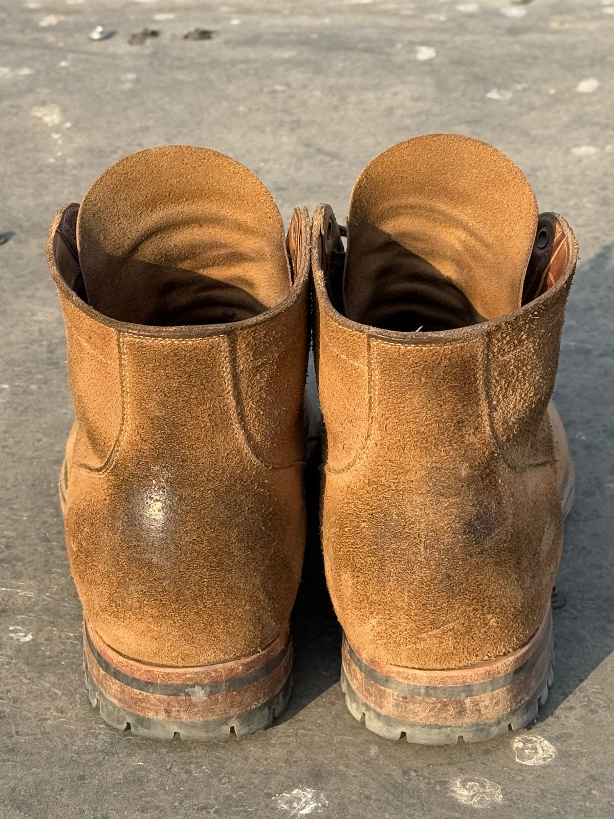 Photo by Denman_John on January 3, 2025 of the Viberg Service Boot PCT in Horween Marine Field Roughout.