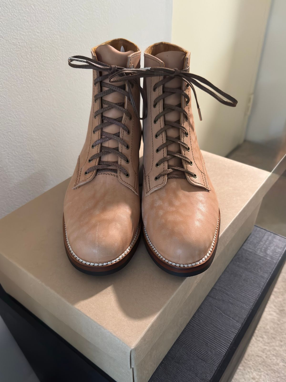 Photo by TTwitchell on October 1, 2025 of the Oldspeed Service Boot 6” in Horween Russet Horsehide Strips.