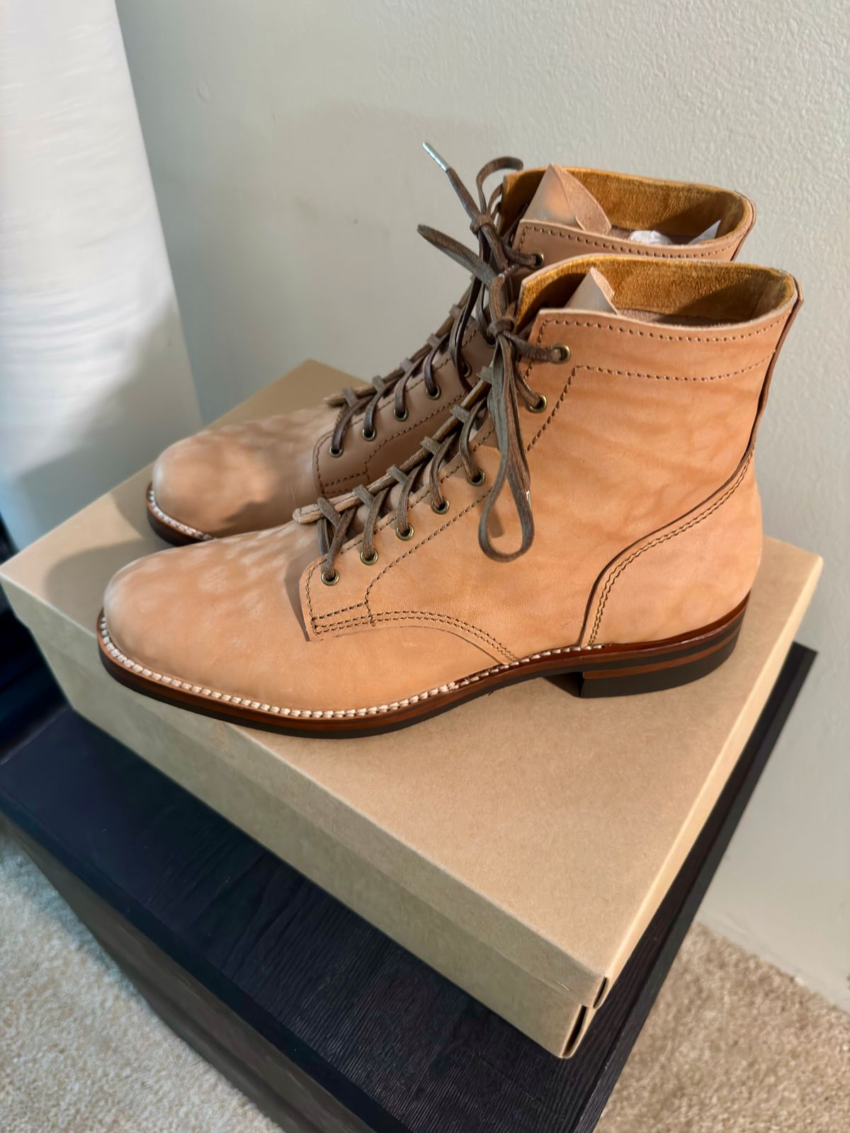 Photo by TTwitchell on October 1, 2025 of the Oldspeed Service Boot 6” in Horween Russet Horsehide Strips.