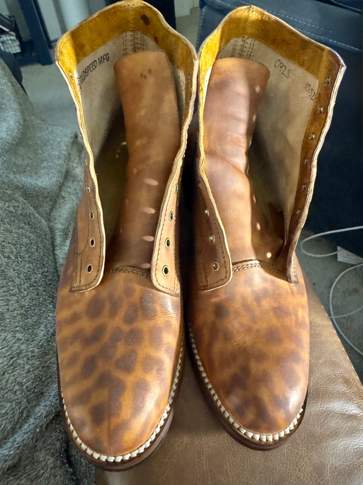 Photo by TTwitchell on October 3, 2025 of the Oldspeed Service Boot 6” in Horween Russet Horsehide Strips.