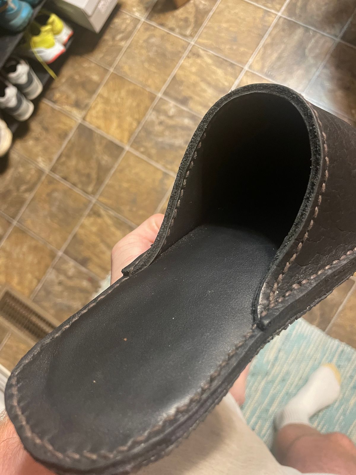 Photo by jacksonkemper on November 4, 2024 of the Self-Made Slipper in Bison.