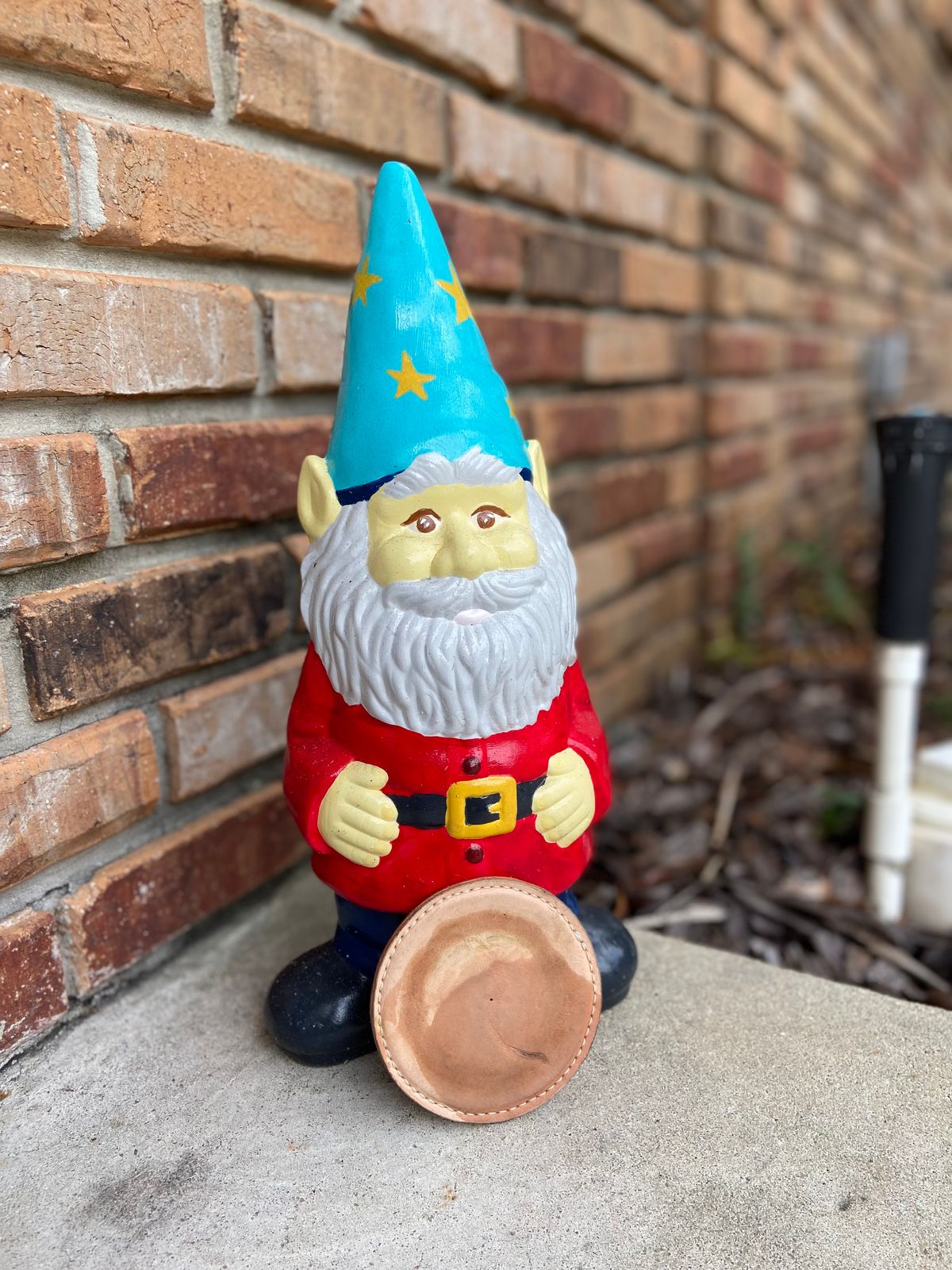 Photo by august_september on November 4, 2025 of the Self-Made Drink Coaster in tandy 3-4oz natural veg tan.