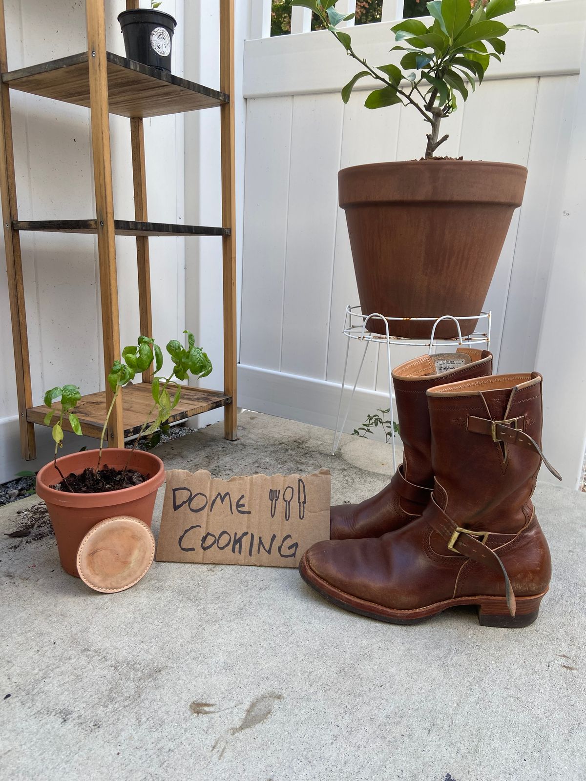 Photo by august_september on November 4, 2025 of the Self-Made Drink Coaster in tandy 3-4oz natural veg tan.