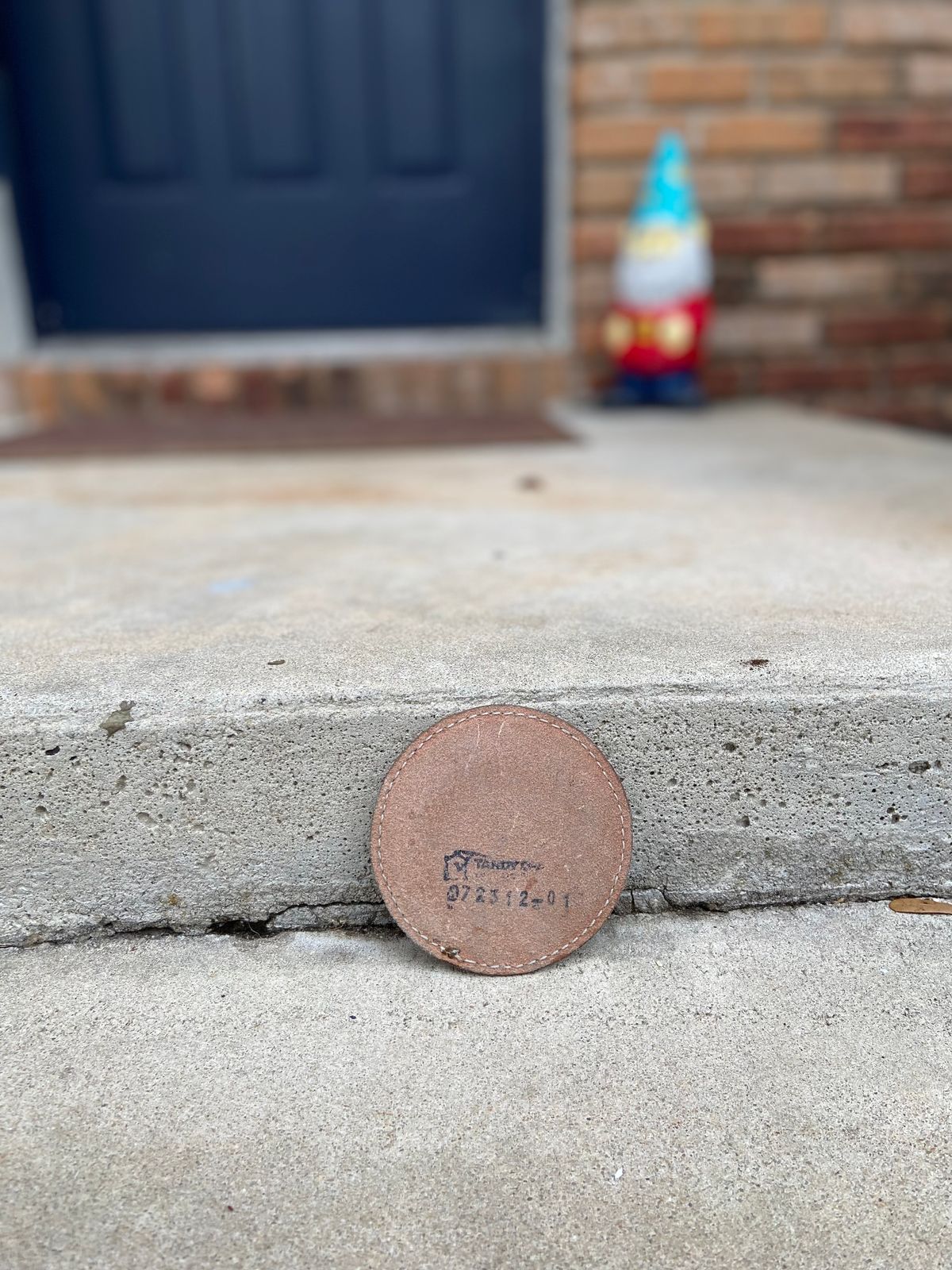 Photo by august_september on December 2, 2025 of the Self-Made Drink Coaster in tandy 3-4oz natural veg tan.