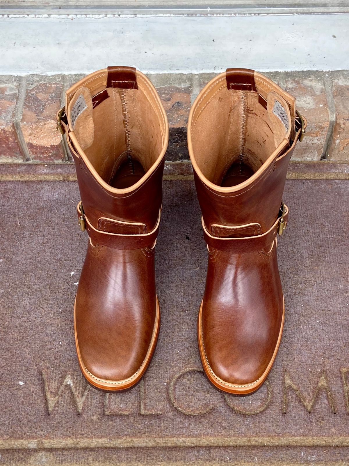 Photo by august_september on September 30, 2025 of the Briselblack The Keeper 'Type 3' Engineer Boot in Maryam Natural Horsebutt overdyed Brown.